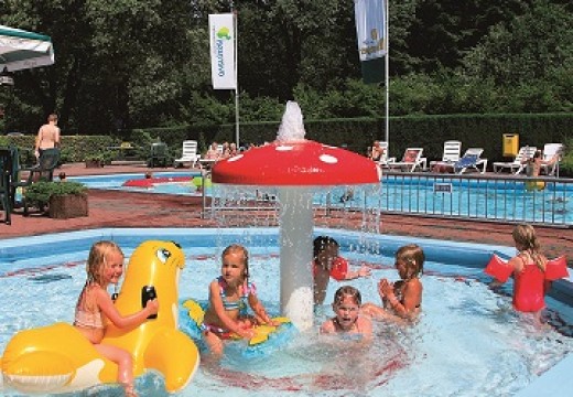 Holterberg_zwembad.jpg Holterberg_zwembad.jpg