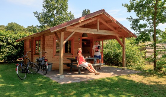 Holterberg Trekkershut de Luxe Buiten2.jpg
